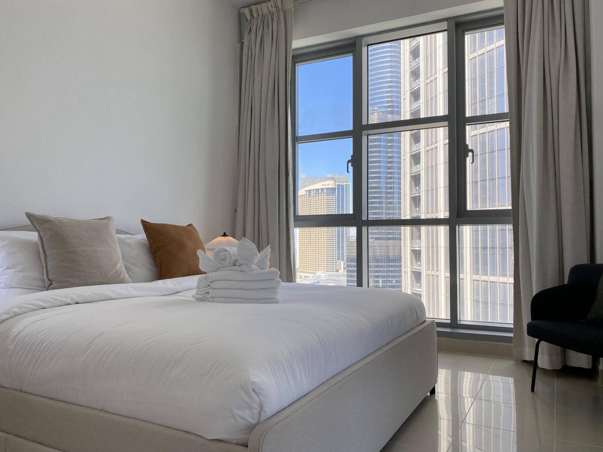 Lux Bnb Standpoint Tower Burj & Fountain Views Dubai Exterior photo